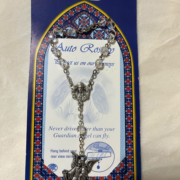 At your fingertips prayer book, answering questions of the rosary, auto rosary - Picture 2 of 5